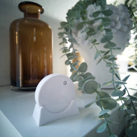 Stylish Air Quality Sensor Blends with Modern Home Decor