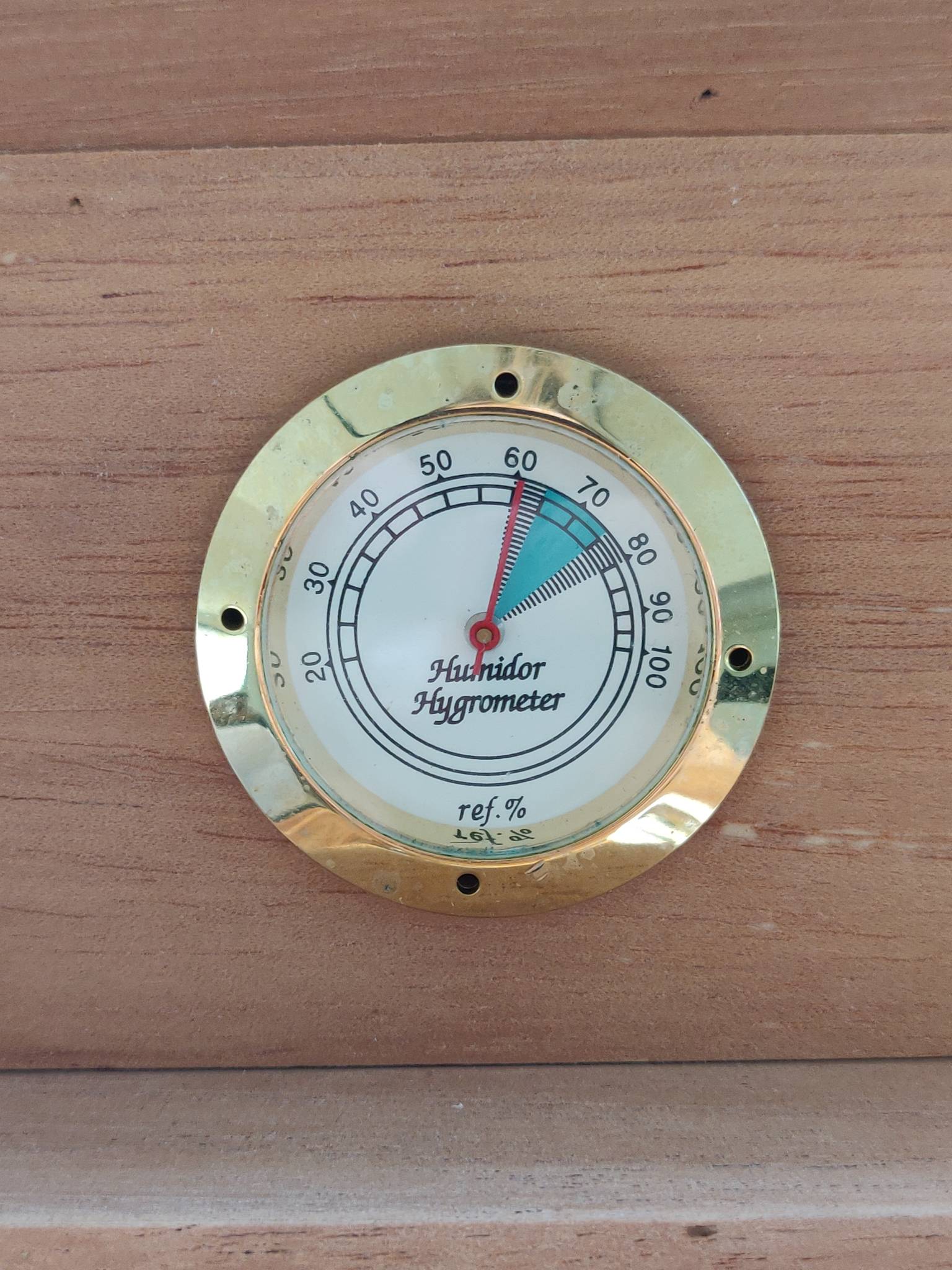 Keeping Cigars in Safe Conditions Wireless Humidor Hygrometer Ruuvi
