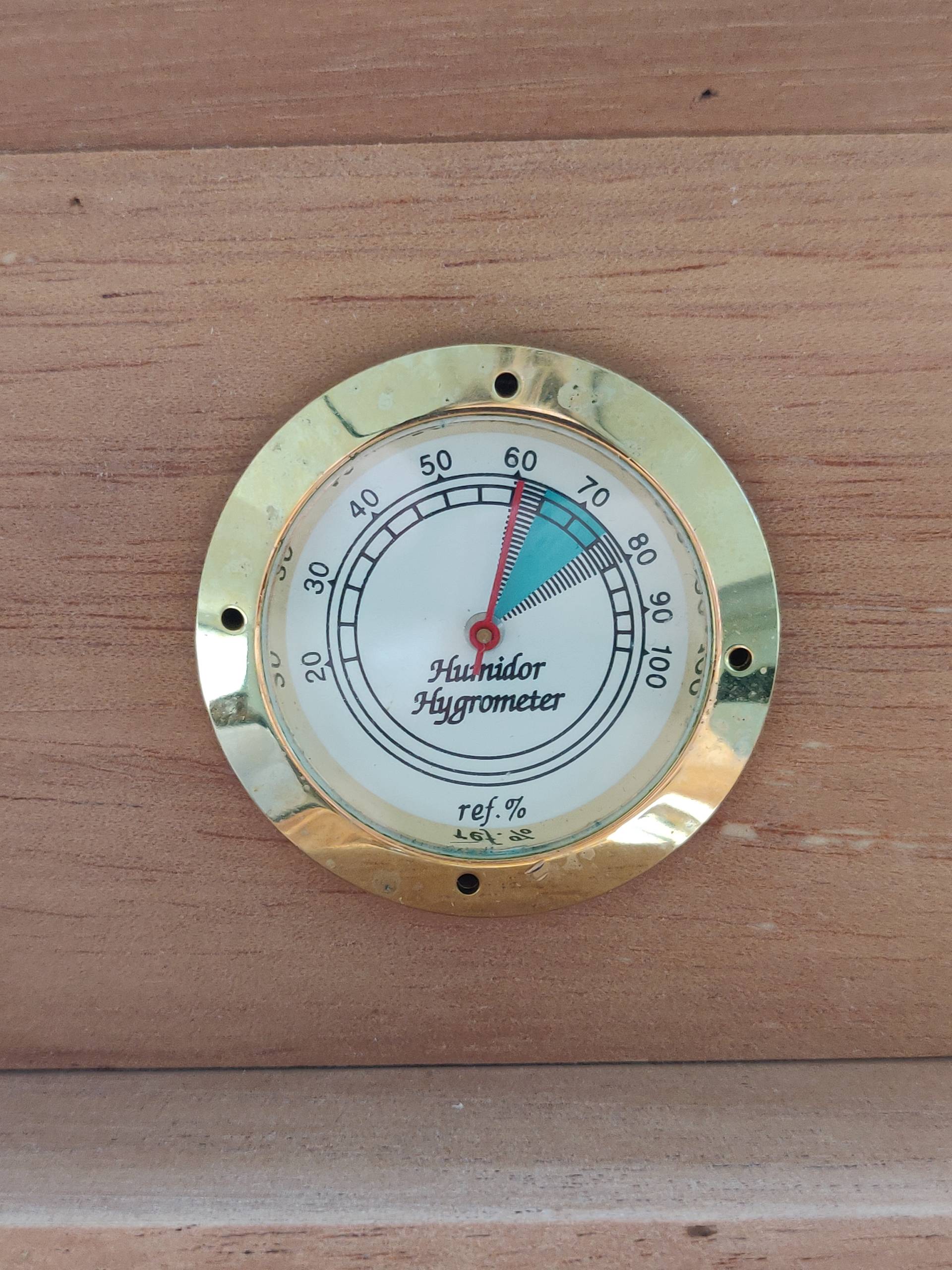 Keeping Cigars in Safe Conditions Wireless Humidor Hygrometer Ruuvi