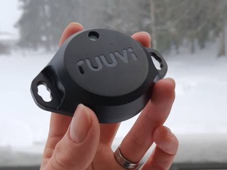 RuuviTag Pro 3in1 in hand